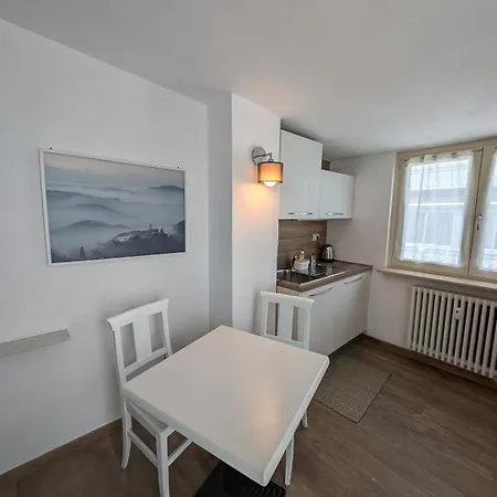 Apartment Mansarda Al 25 *